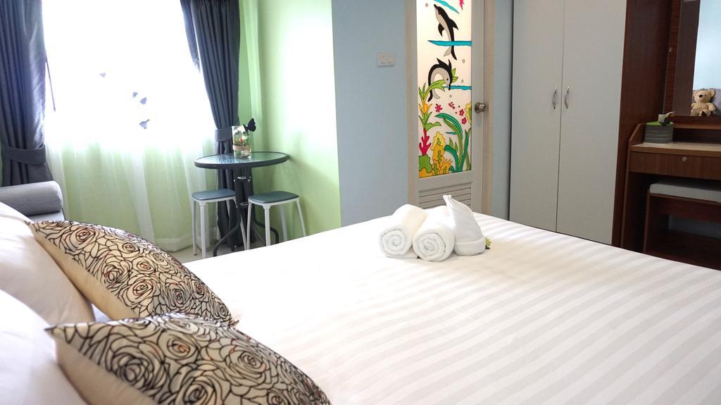Naka Dream Hotel HHQ Quarto foto